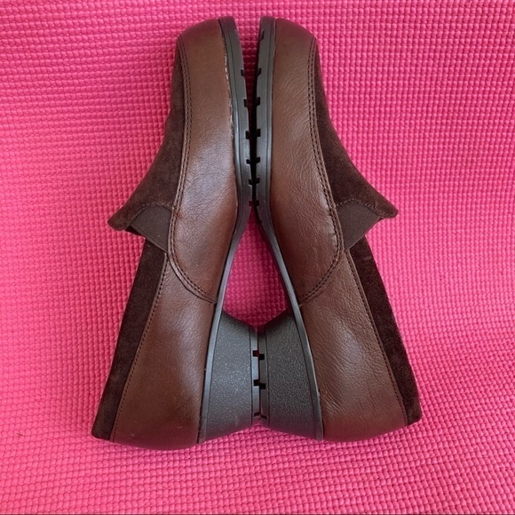 Women’s Naturalizer N5 loafer style size 8 color Brown - Picture 9 of 9